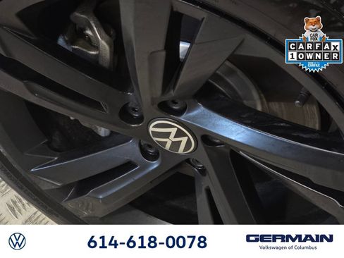 Certified 2024 Volkswagen Tiguan SE R-Line AWD/4WD image 15