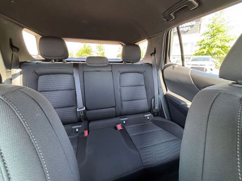 Used 2025 Chevrolet Equinox LT FWD image 37