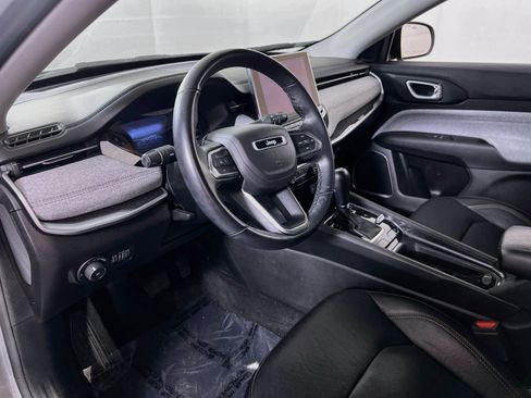 Used 2022 Jeep Compass Latitude AWD/4WD image 9