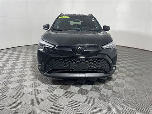 Used 2024 Toyota Corolla Cross AWD Hybrid w/ Convenience Package image 2