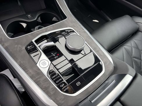 New 2026 BMW X5 xDrive40i w/ Premium Package image 24