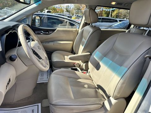 Used 2015 Nissan Quest SL image 14
