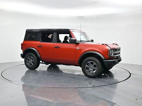 Used 2023 Ford Bronco Big Bend image 3
