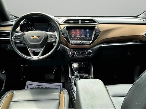 Used 2021 Chevrolet TrailBlazer ACTIV w/ Sun and Liftgate Package AWD/4WD image 15