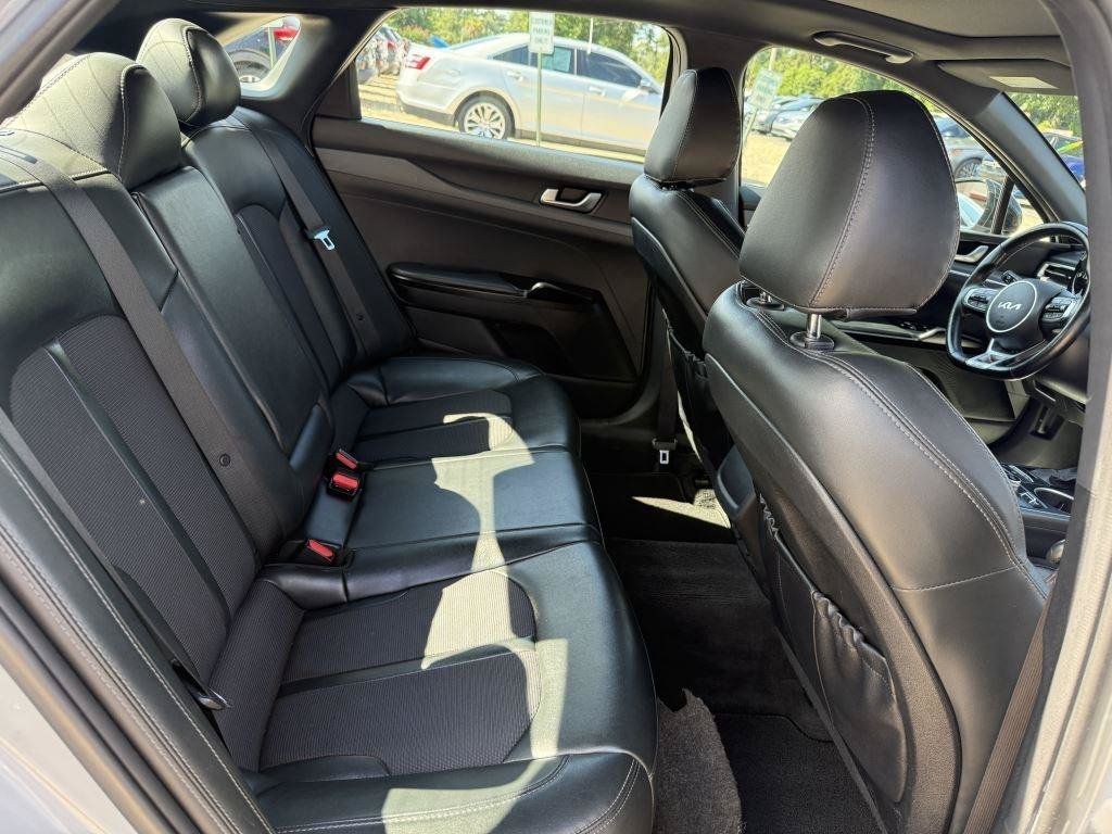 Used 2022 Kia K5 GT-Line w/ GT-Line Awd Premium Package image 12