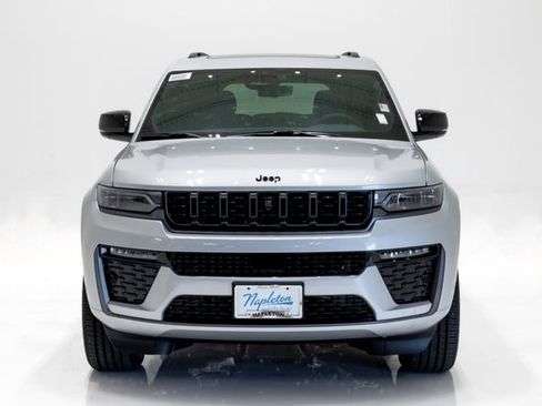 New 2026 Jeep Grand Cherokee L Limited AWD/4WD image 4