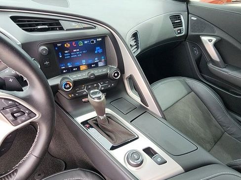 Certified 2016 Chevrolet Corvette Z06 w/ 3LZ Preferred Equipment Group image 29