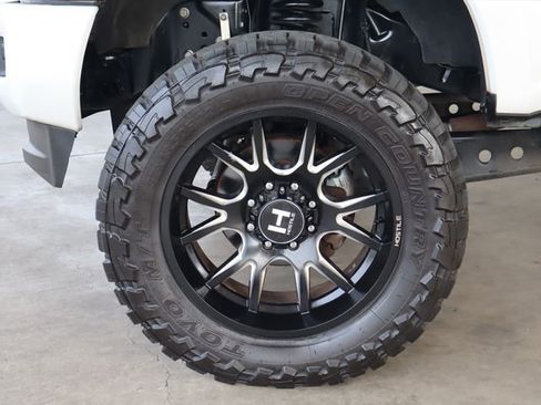 Used 2019 Ford F250 Platinum w/ Platinum Ultimate Package image 11