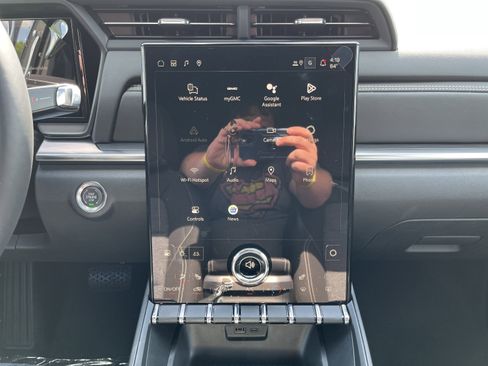 New 2026 GMC Terrain Elevation w/ Black Edition AWD/4WD image 13
