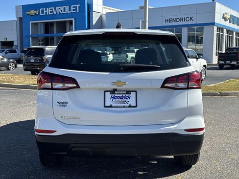 Used 2024 Chevrolet Equinox LS image 9