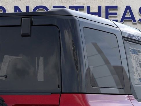 New 2025 Ford Bronco Badlands image 50