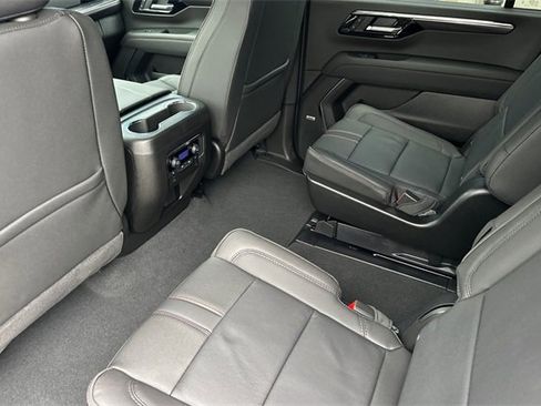 New 2026 Chevrolet Suburban RST w/ RST Capability Package image 16