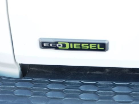 Used 2021 Jeep Gladiator Rubicon AWD/4WD image 18