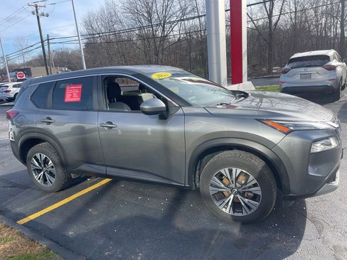 Certified 2023 Nissan Rogue SV image 6