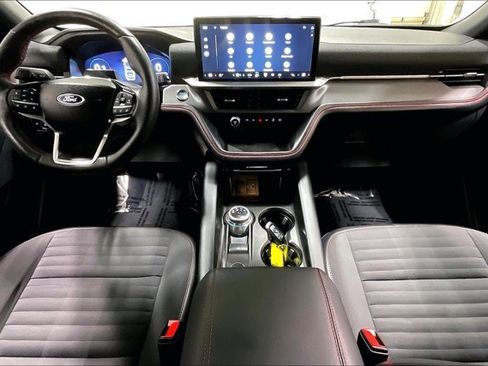Used 2025 Ford Explorer ST-Line w/ ST-Line Street Pack AWD/4WD image 15