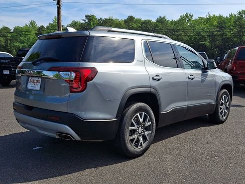 Used 2023 GMC Acadia SLE w/ Driver Convenience Package FWD image 6