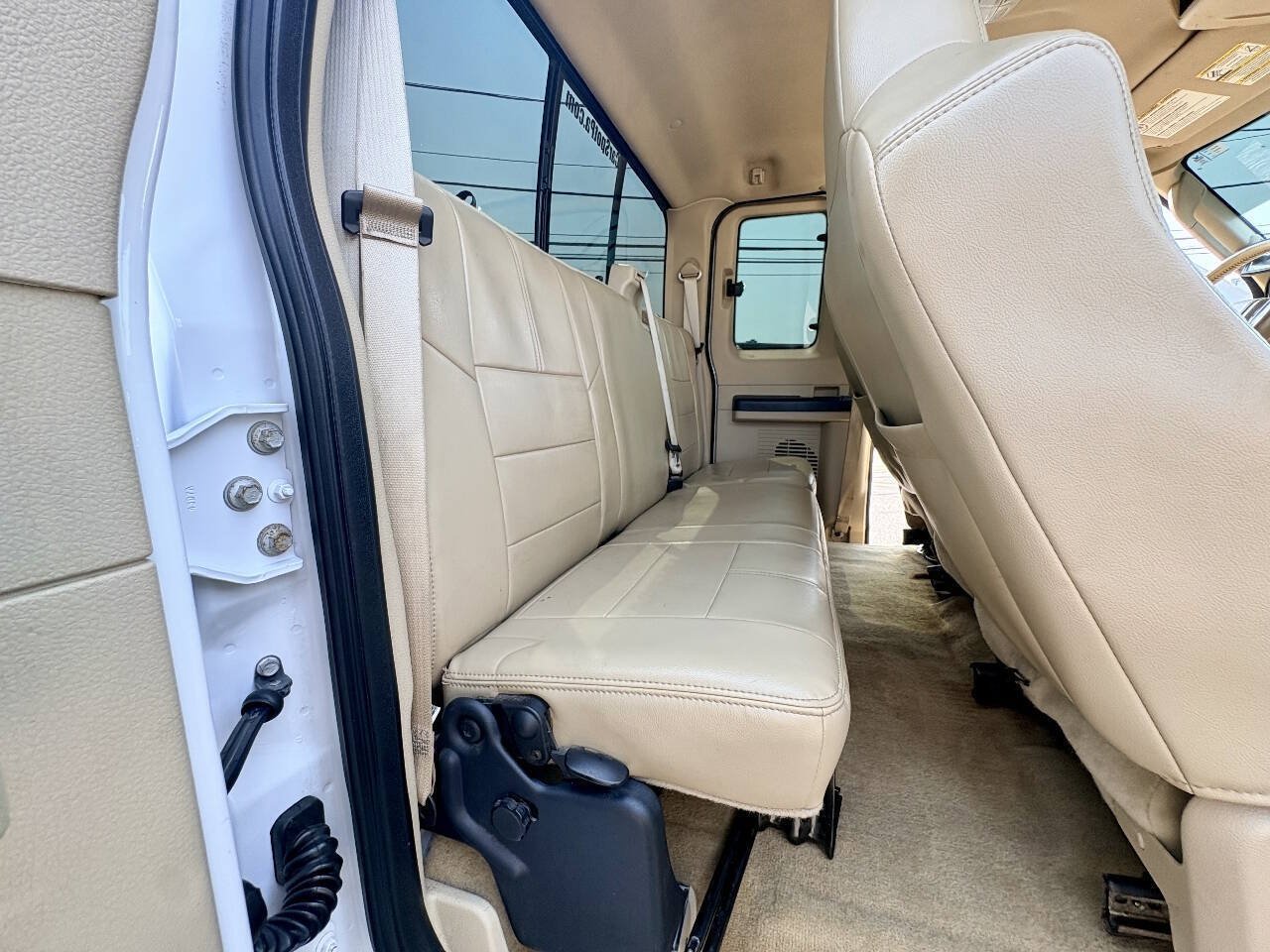Used 2008 Ford F350 Lariat AWD/4WD image 24