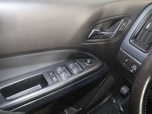 Used 2018 Chevrolet Colorado Z71 image 27