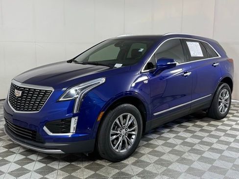 Certified 2023 Cadillac XT5 Premium Luxury w/ Technology Package image 2