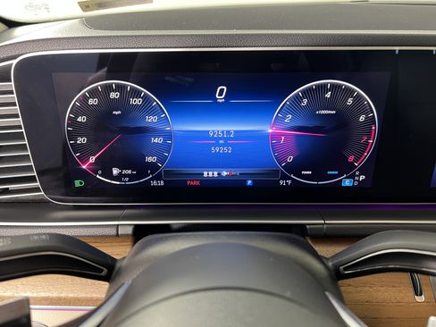 Used 2024 Mercedes-Benz GLE 350 4MATIC image 28