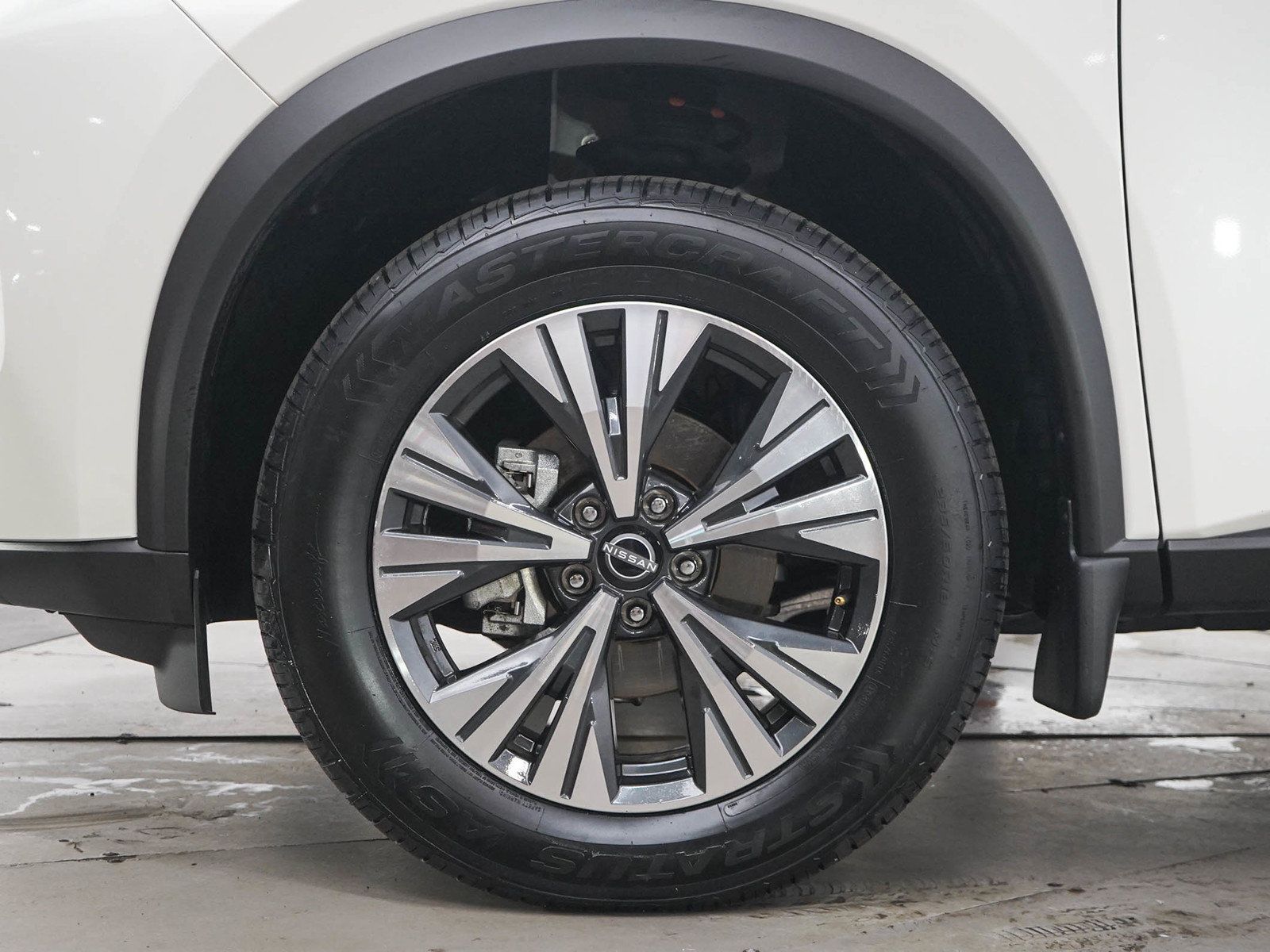 Used 2023 Nissan Rogue SV w/ SV Premium B Package AWD/4WD image 31