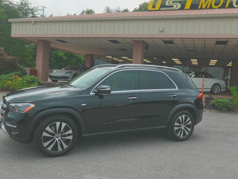 Used 2025 Mercedes-Benz GLE 450e 4MATIC image 5