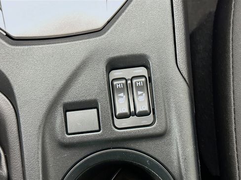 Used 2022 Subaru Impreza Premium image 25