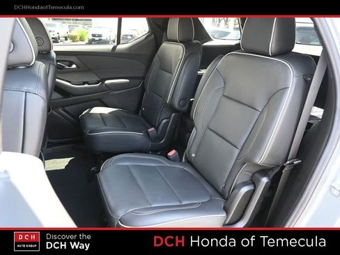 Used 2023 Chevrolet Traverse Premier w/ LPO, Floor Liner Package FWD image 19