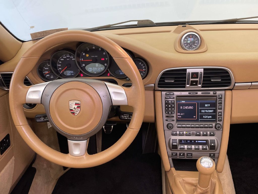 Used 2006 Porsche 911 Carrera S RWD image 24