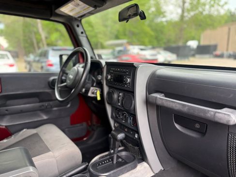 Used 2009 Jeep Wrangler Unlimited X AWD/4WD image 21