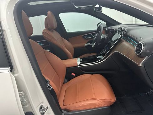 Certified 2024 Mercedes-Benz GLC 300 image 26