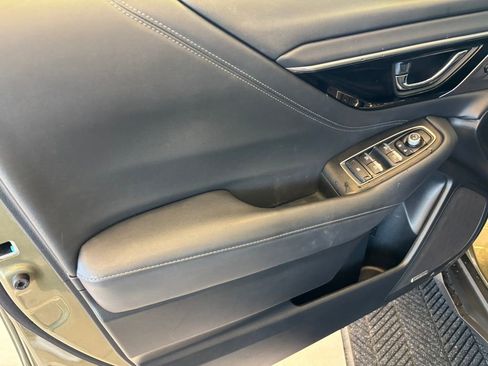 Used 2022 Subaru Outback Limited image 13