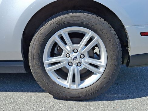 Used 2012 Ford Mustang Coupe image 10