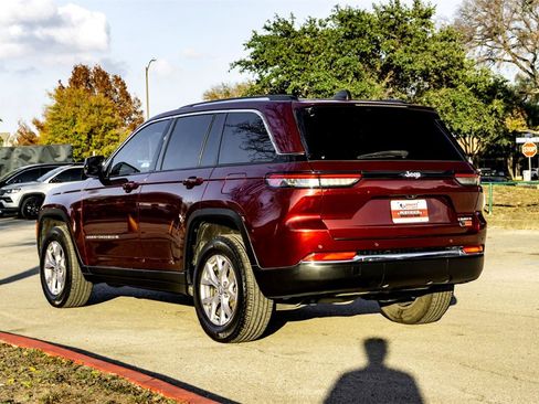 Used 2022 Jeep Grand Cherokee Limited w/ Trailer Tow Prep Group (B) image 7