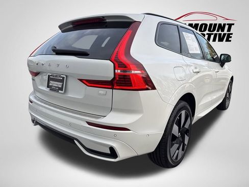 Used 2024 Volvo XC60 T8 Plus w/ Protection Package Premier image 7