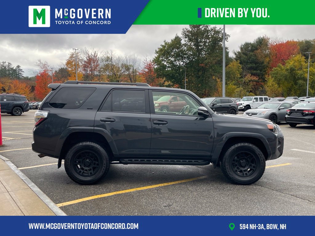 Used 2024 Toyota 4Runner SR5 Premium AWD/4WD image 6