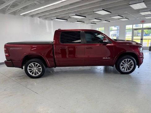 Used 2022 RAM 1500 Laramie w/ Sport Appearance Package AWD/4WD image 17