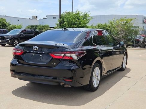 Used 2024 Toyota Camry LE FWD image 5