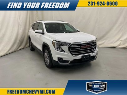 Used 2024 GMC Terrain SLT
