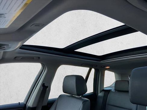 Used 2016 BMW X3 xDrive28i image 2