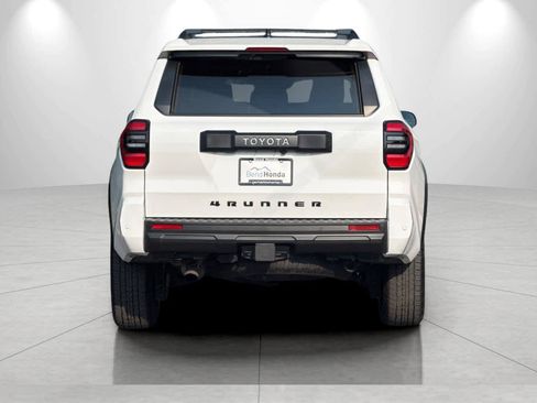 Used 2025 Toyota 4Runner TRD Off-Road Premium AWD/4WD image 7