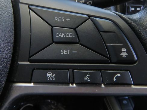 Used 2021 Nissan Kicks SV w/ Interior Electronics Package image 14