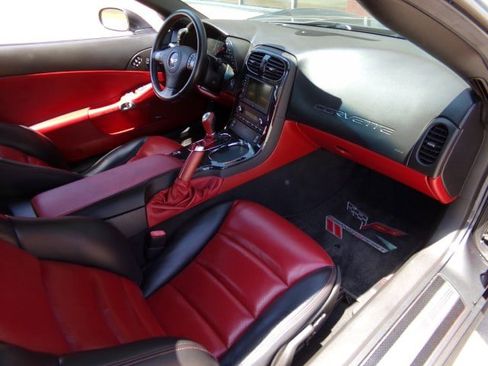 Used 2010 Chevrolet Corvette Grand Sport w/ Preferred Equipment Group RWD image 29