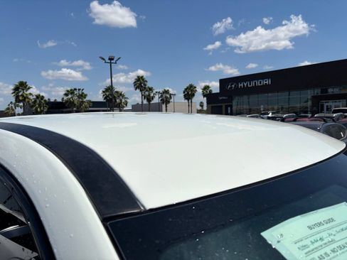 Used 2024 Nissan Pathfinder S FWD image 4