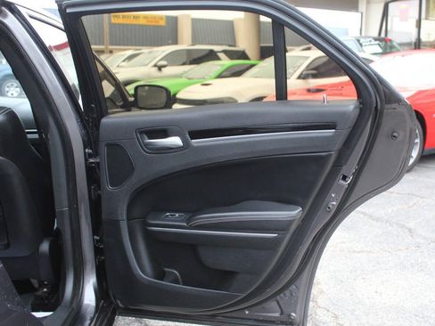Used 2017 Chrysler 300 S RWD image 11