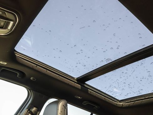 New 2025 Jeep Grand Cherokee Limited w/ Black Appearance Package image 6