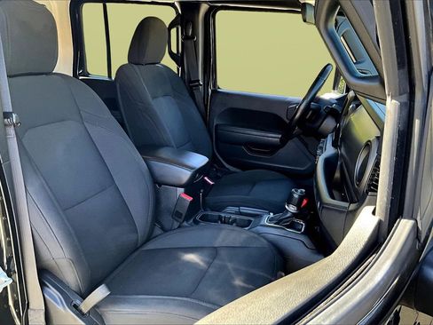 Certified 2022 Jeep Wrangler Unlimited Sport image 21