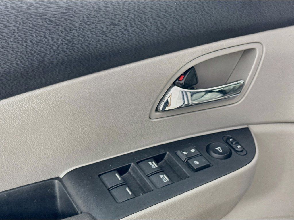 Used 2016 Honda Odyssey EX image 23