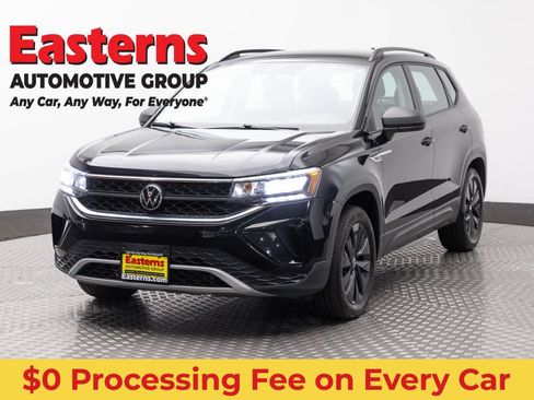 Used 2022 Volkswagen Taos S AWD/4WD image 1