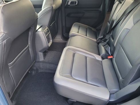 New 2025 Ford Bronco Outer Banks image 9